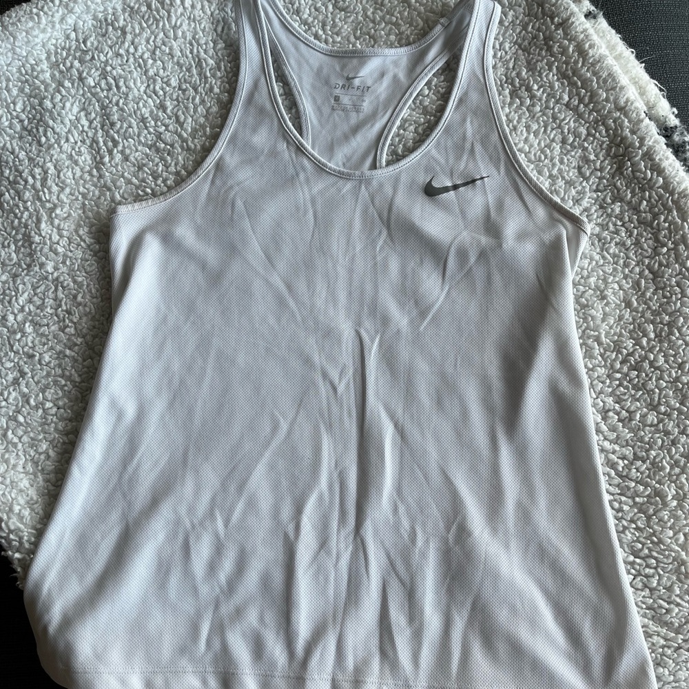 Nike Women's Light Gray Tank Top size small